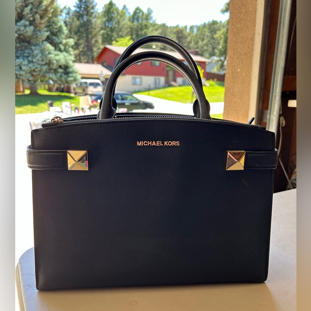 Michael Kors Leather Handbag - Black / Gold